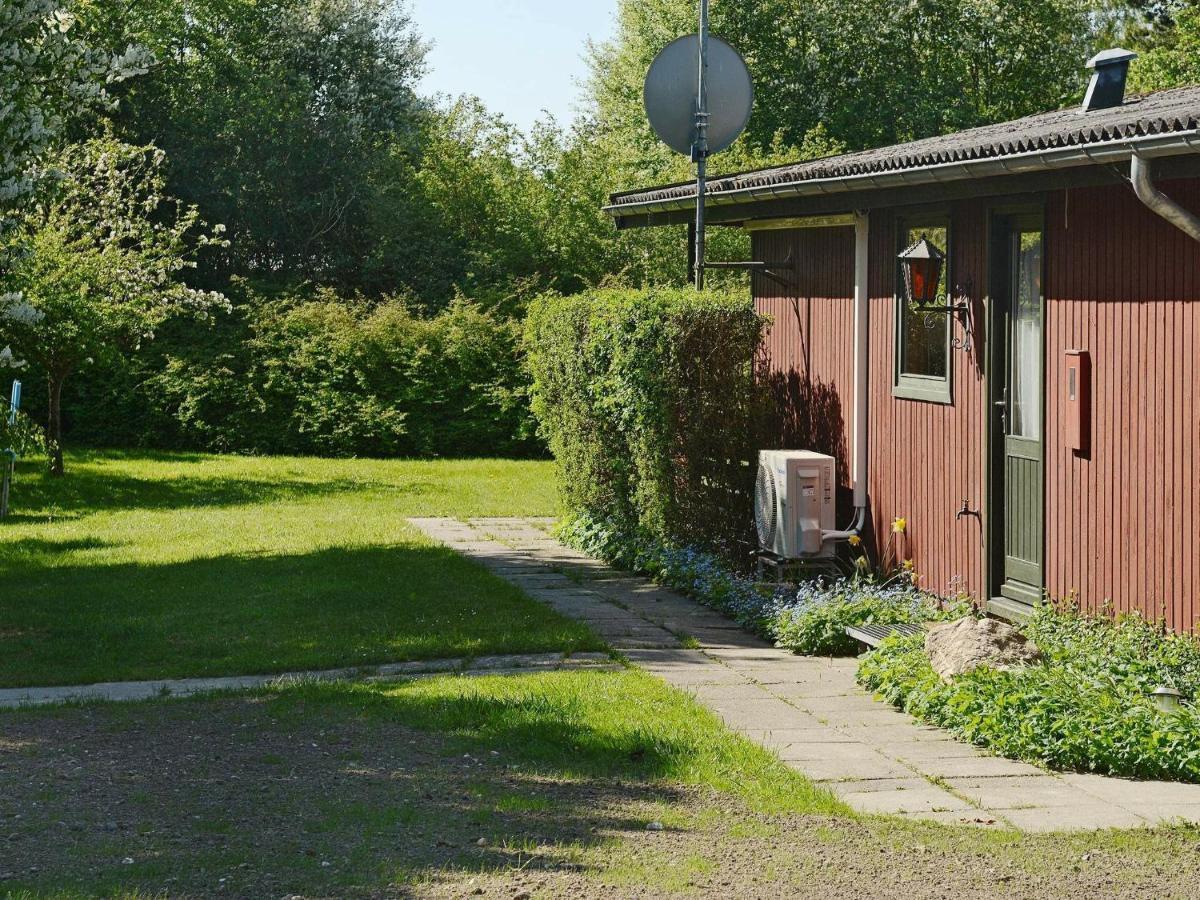 6 Person Holiday Home In Pr St Togeholt Exterior photo